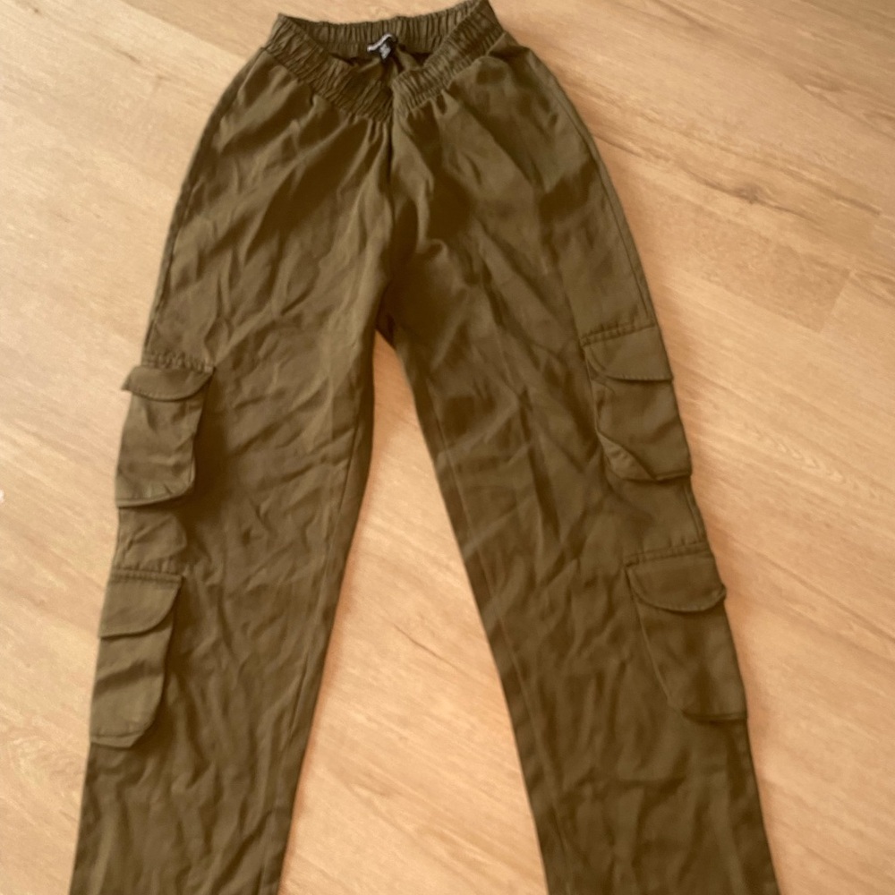 Petite Olive Cargo Pants